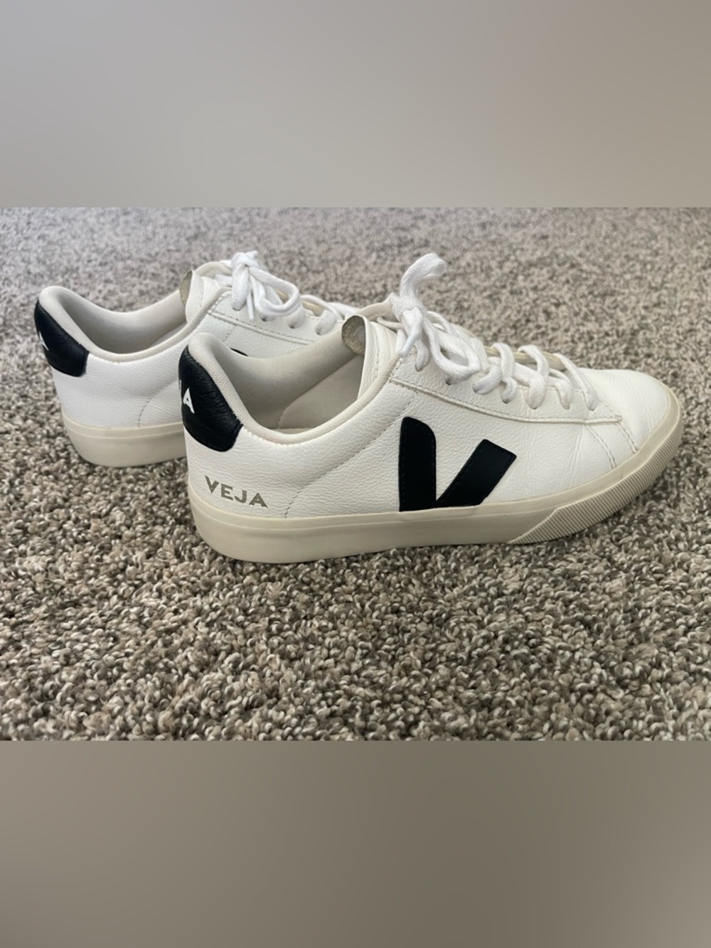 Women’s Veja Campo Leather Sneakers White/Black US 7/EU 38 - Picture 3 of 8